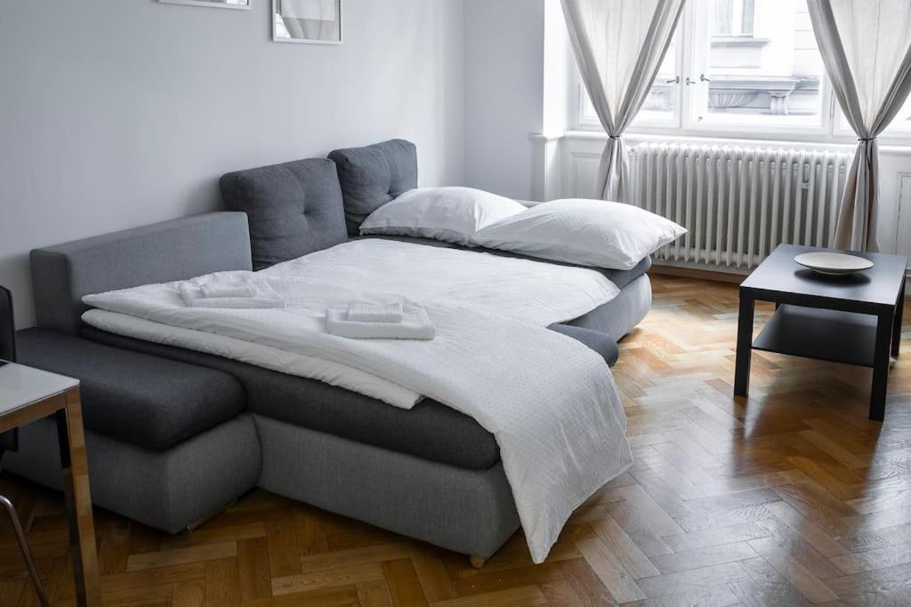 Prince Matyas Apartment Praha Eksteriør bilde