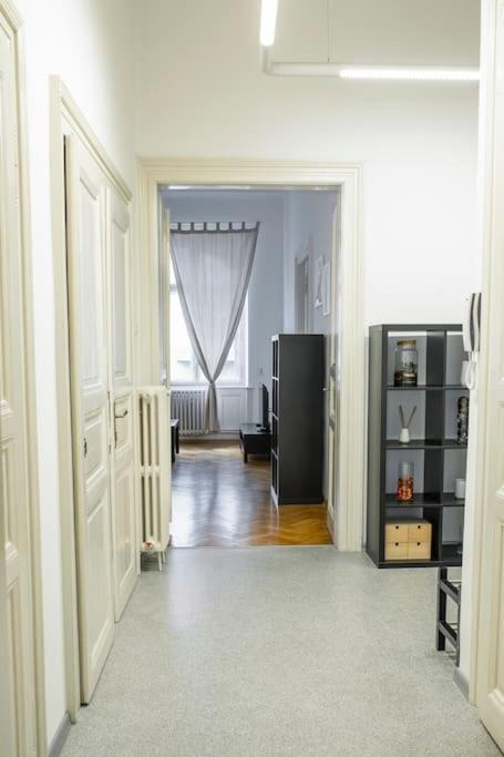 Prince Matyas Apartment Praha Eksteriør bilde
